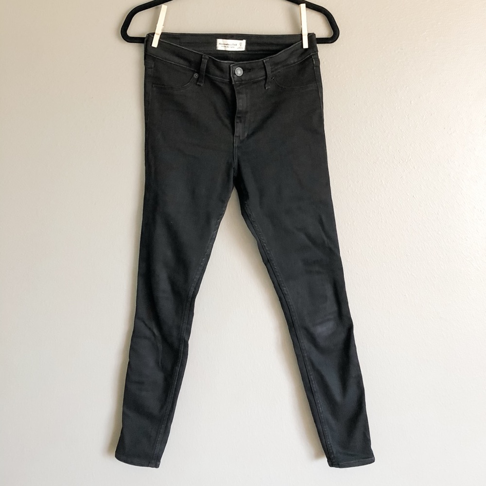 Abercrombie & Fitch Harper Low Rise Jean Legging